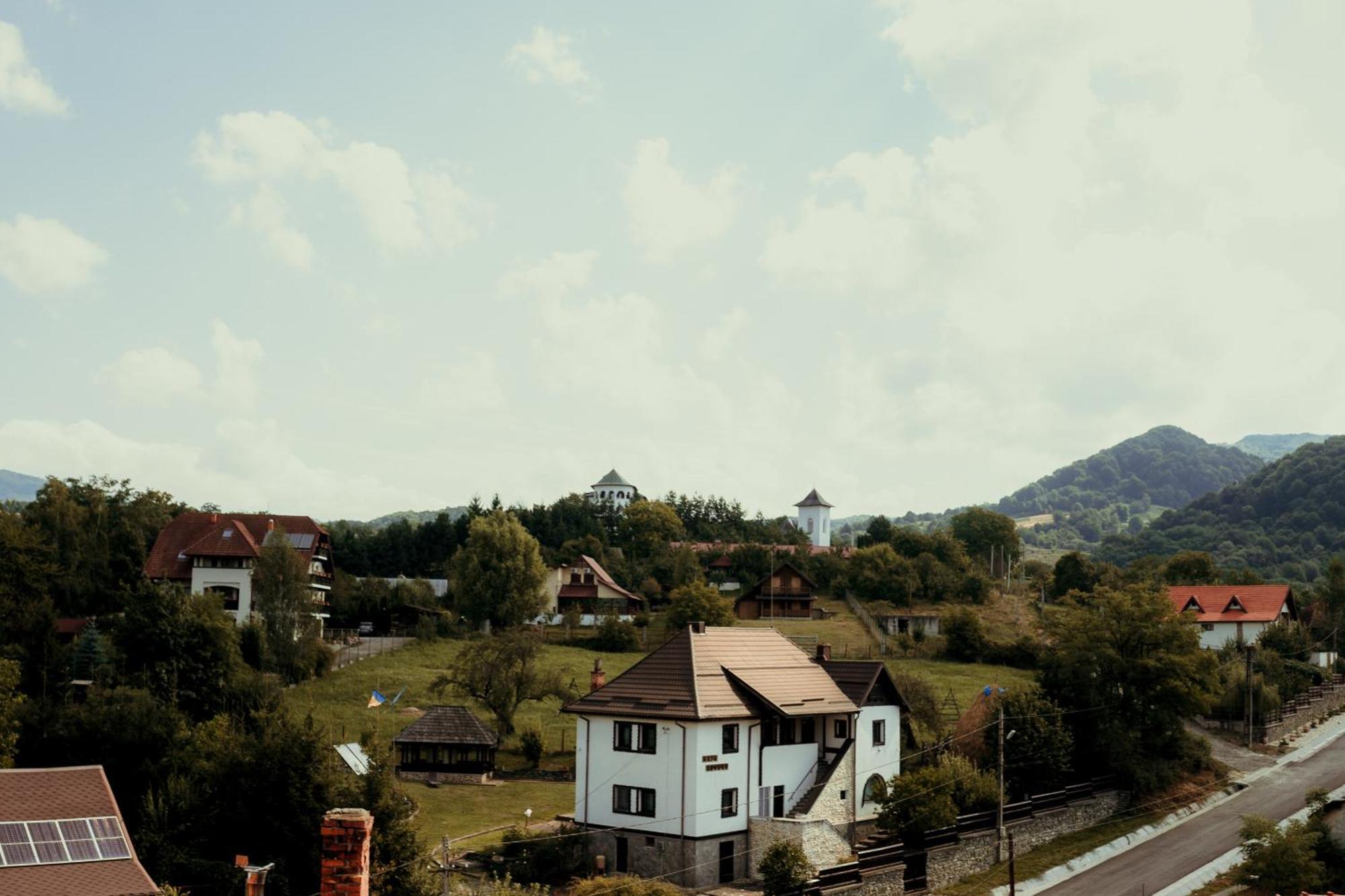 Turnul Maresalului Hotel Corbeni Exterior photo